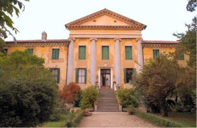 Villa For sale in Padova, Padova, Italy